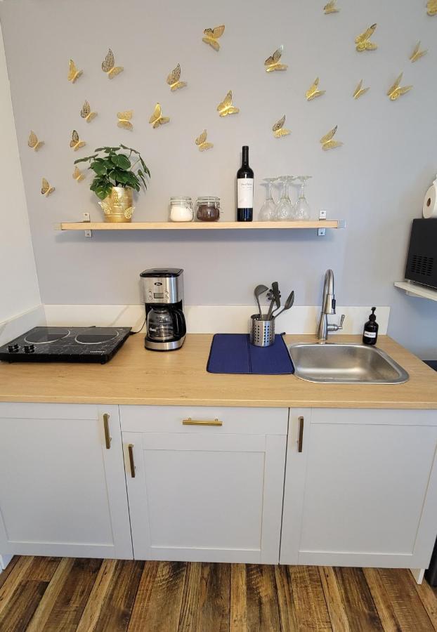 Large 1-Bedroom With Kitchen In Encino Los Ángeles Exterior foto