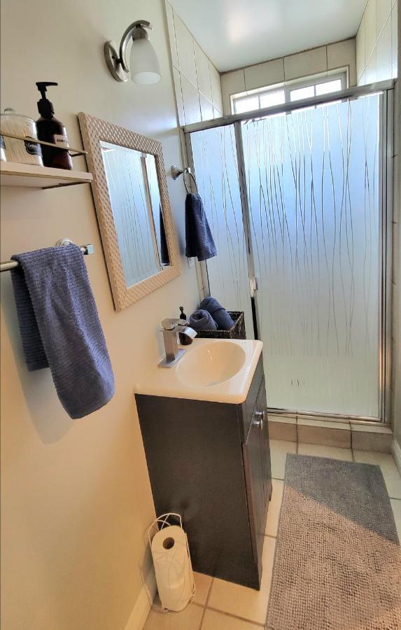 Large 1-Bedroom With Kitchen In Encino Los Ángeles Exterior foto